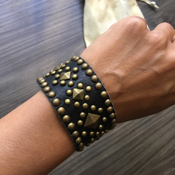 Bracelet - Picture 2 of 8